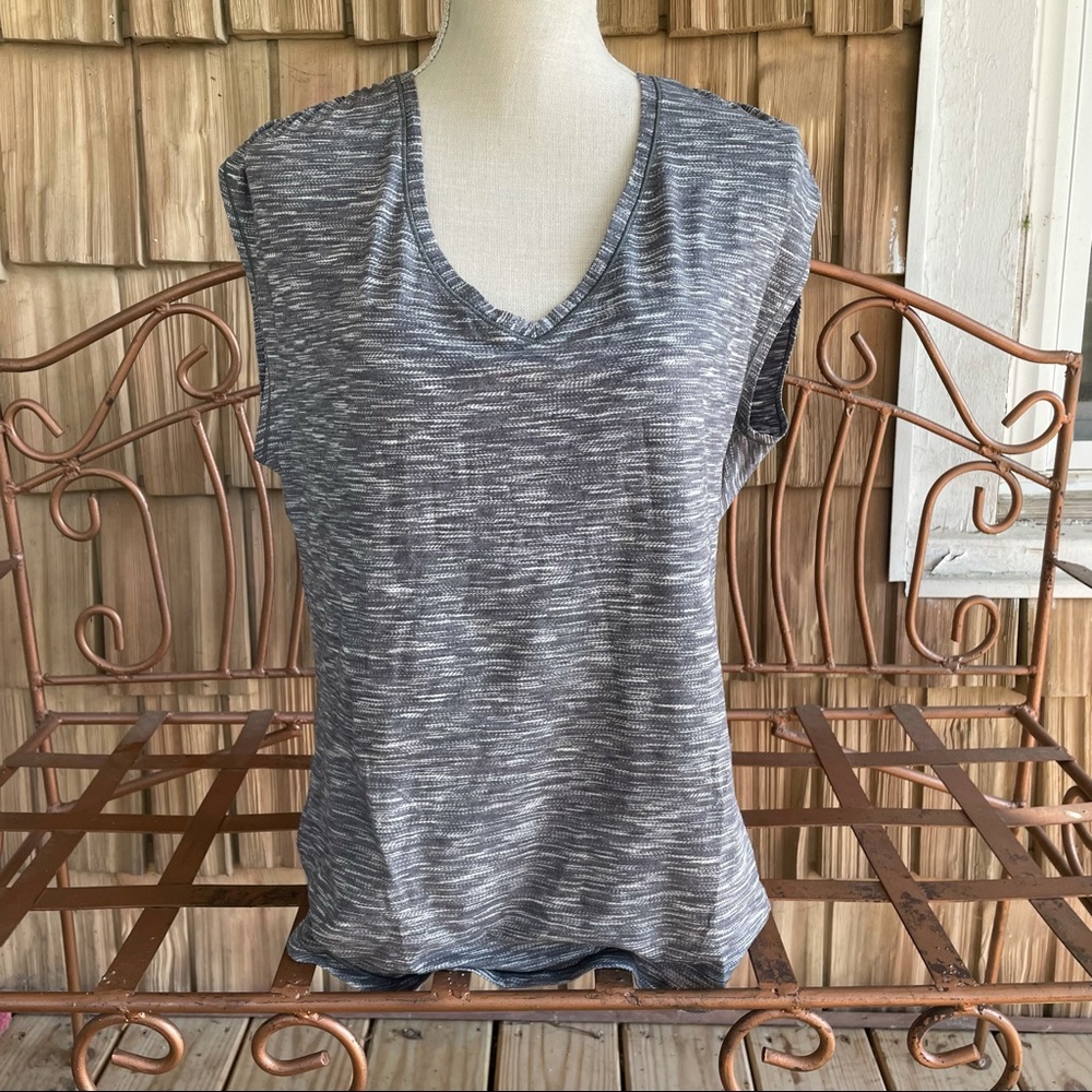 Lululemon shirt
